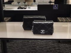 -CHANEL(戴高乐机场T 2E店)