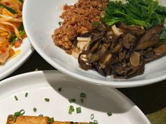 -一坐一忘云南菜(卓悦中心)