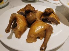 黄泥烧鸽子-燕郊烧鸽子(酷车小镇店)