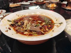 -川流不息·地道川菜·小龙虾(新松江路店)