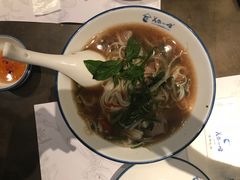 -美奈小馆·越南料理(中航城君尚购物中心店)