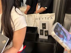 -喜茶(深圳万象城黑金店)