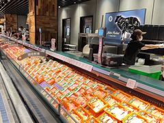 -胖东来生活广场(健康路店)