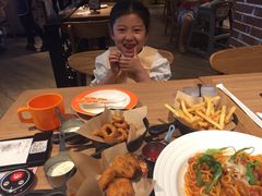 -必胜客(华都店)