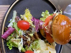 安格斯香煎牛肉汉堡-榖屋house of flour(张江首店)