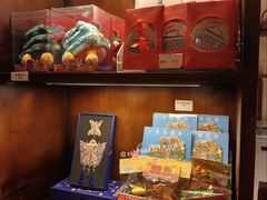 -包整·丝娃娃(一览甲秀楼风景店)