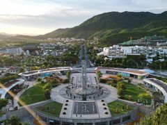 -亚龙湾中心广场