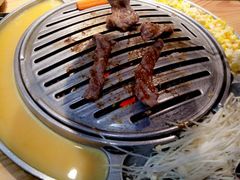 -青瓦炭韩潮烤肉(花园道店)