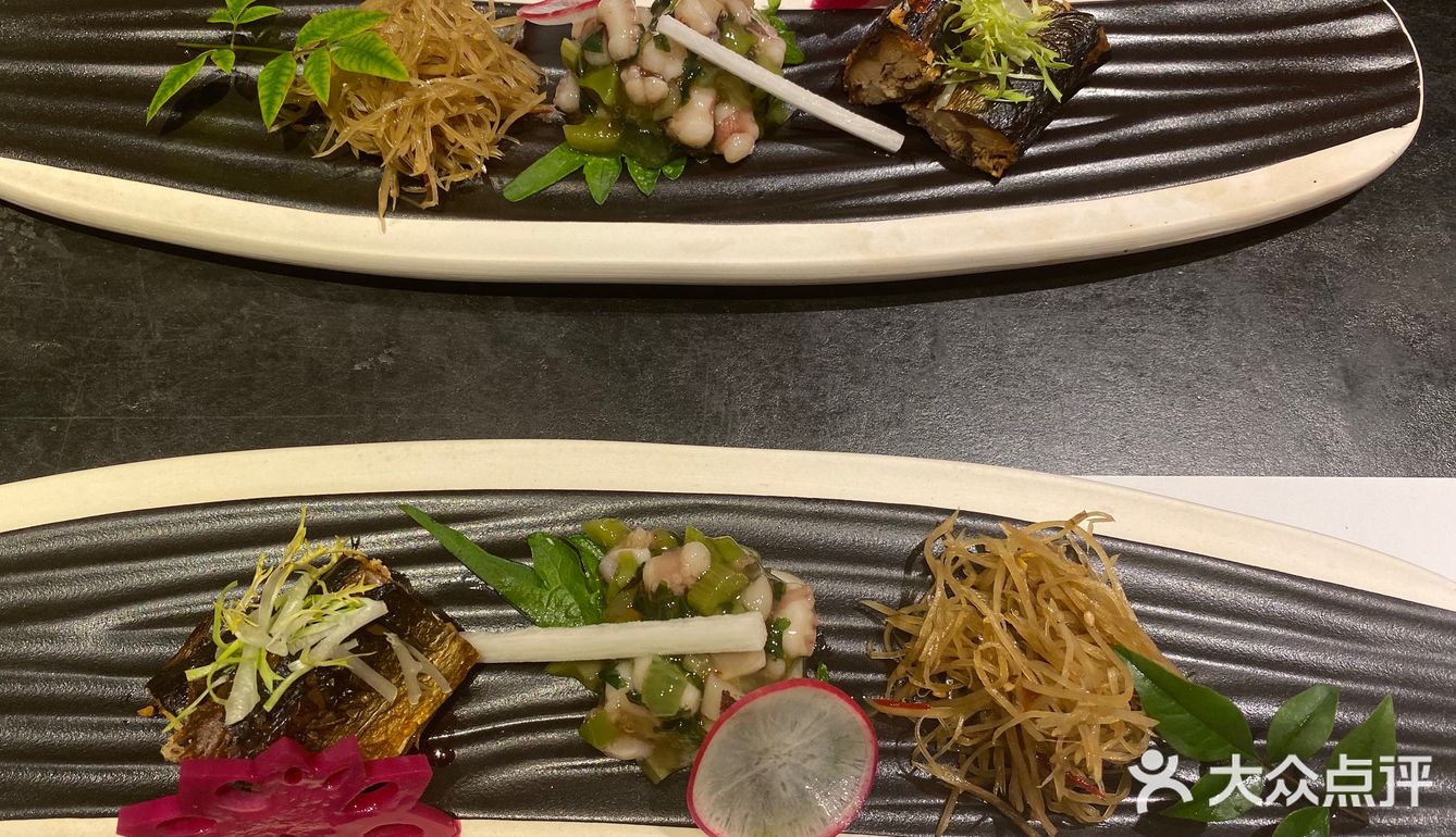 如果美食不能完全治愈悲伤，至少它可以稀释一部分