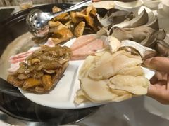 -菌海森林·非遗野生菌火锅(西山区滇池路摩根道店)