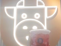 草莓朵朵酸奶多-一只酸奶牛(兰州中心店)