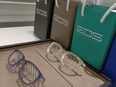 -目艮眼镜SHOWROOM(品牌集合店)