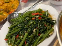 -光海鲜鱼翅餐厅(叻差拉披色路店)