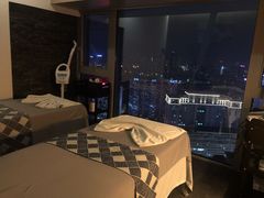 -得闲·高空SPA(东盟店)