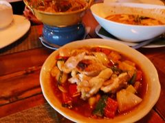 -Phensiri Thai Restaurant