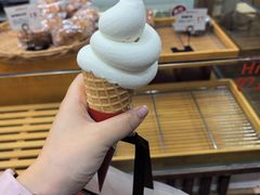 北海道牛乳冰淇淋-富贵面包公司(运河店)