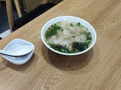 -三好食堂(煎饺·馄饨·肉饼米线·盛世广场店)
