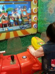 -莫莉幻想儿童乐园(三河燕郊永旺店)