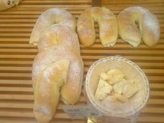 -焙丽拾光(麦凯乐直营店)