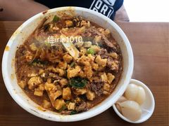 生肉加蛋小炒-刘信牛羊肉小炒泡馍(回民街店)