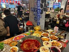 -萍姐火锅·公路夜市(武汉首店)