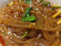 -万记麻辣烫国展总店
