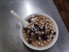 -芳婆糕团店(王府大街店)