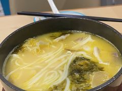 -灵芝妹子海鲜米线(凯德和平广场店)