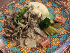 焖牛肉伴土豆泥-喀秋莎俄罗斯西餐厅(广州分店)
