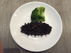 -荣誉国际酒店-云顶旋转餐厅