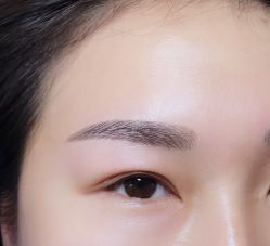 点击看大图 -Yue Show馨选·半永久纹眉纹眼线