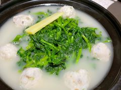 西洋菜煲鲮鱼丸-维园悦谱·海派家常菜(乌鲁木齐南路店)