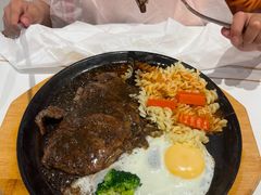 -豪享来(巩义星月时代广场店)