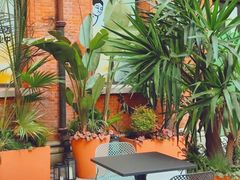 -潮一不贰·法式甜品·生日蛋糕·西式简餐(外滩店)