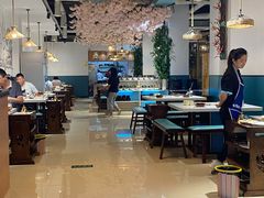 -贵府酸汤牛肉火锅·贵州老字号(飞山街店)