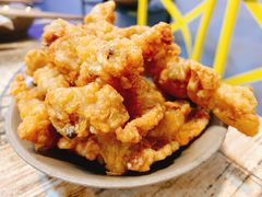 -渝嘴小老弟老火锅(华新村店)
