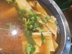 -杨家崴子碳缸烧烤(东三马路店)