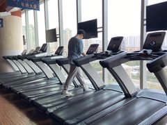 -奇迹健身金茂汇店