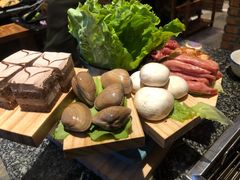 正宗丹东黄蚬子-那贝勒·东北烧烤溜达串(大桥南路店)