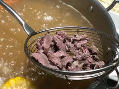 -左庭右院鲜牛肉火锅(浦江欢乐颂店)
