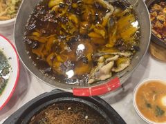 -鑫巴蜀小镇 · 水煮鱼专研店(玉桥店)