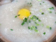 -何妹湿辣牛肉·粤式烧烤砂煲(桂雅路店)