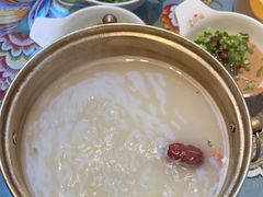 上汤斑鱼锅-慢丽江·云南野生菌土鸡锅(付家庄店)