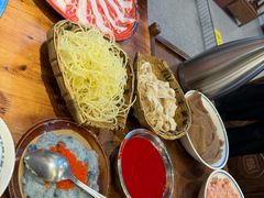 -憨铁匠火锅(红山6979店)