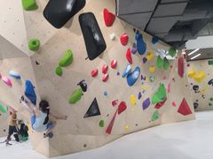 -ROCKPLUS攀岩馆(环宇城店)