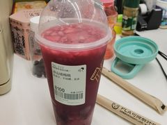 冰山杨梅桃-喜茶(上海正大广场店)