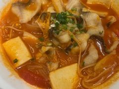 -渝是乎酸菜鱼(龙旗购物中心店)