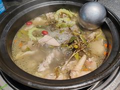 -野迹·石橄榄鸡·烧烤(新洲店)