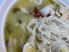 -鱼你在一起(奉贤宝龙城广场店)