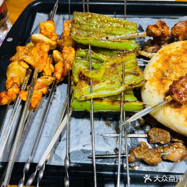 泰山王老三串店